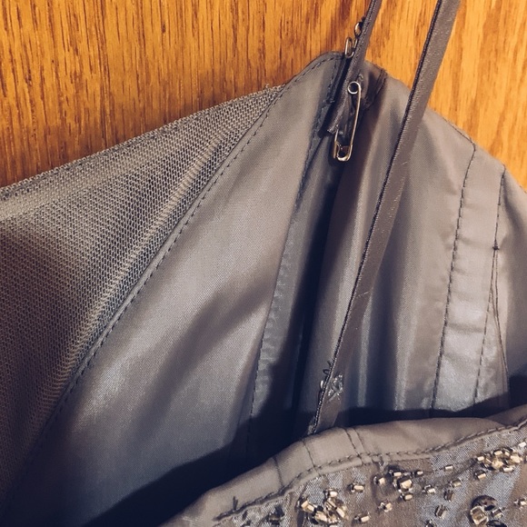 JUMP Grey Junior Prom Dress Size 7/8 - Picture 6 of 8